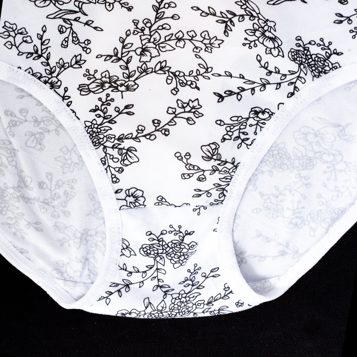 PRINTED PANTY WHITE (PRP-W)